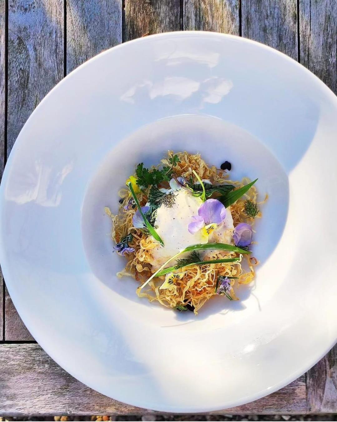 Weinhotel Restaurant Klostermuehle Ockfen ภายนอก รูปภาพ